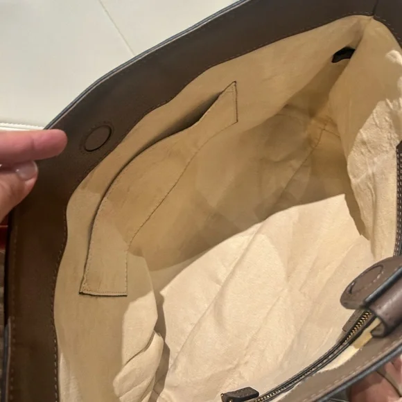 Gucci Beige and Brown Briefcase with Red and Green Stripe - Picture 4 of 5